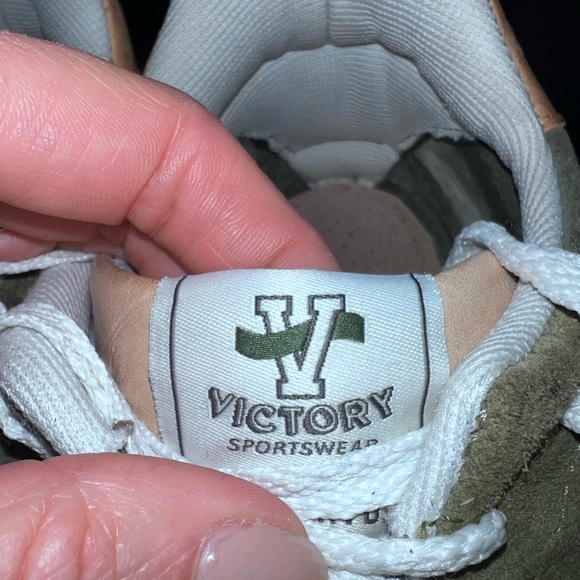 Todd Snyder victory running shoes - Picture 4 of 6